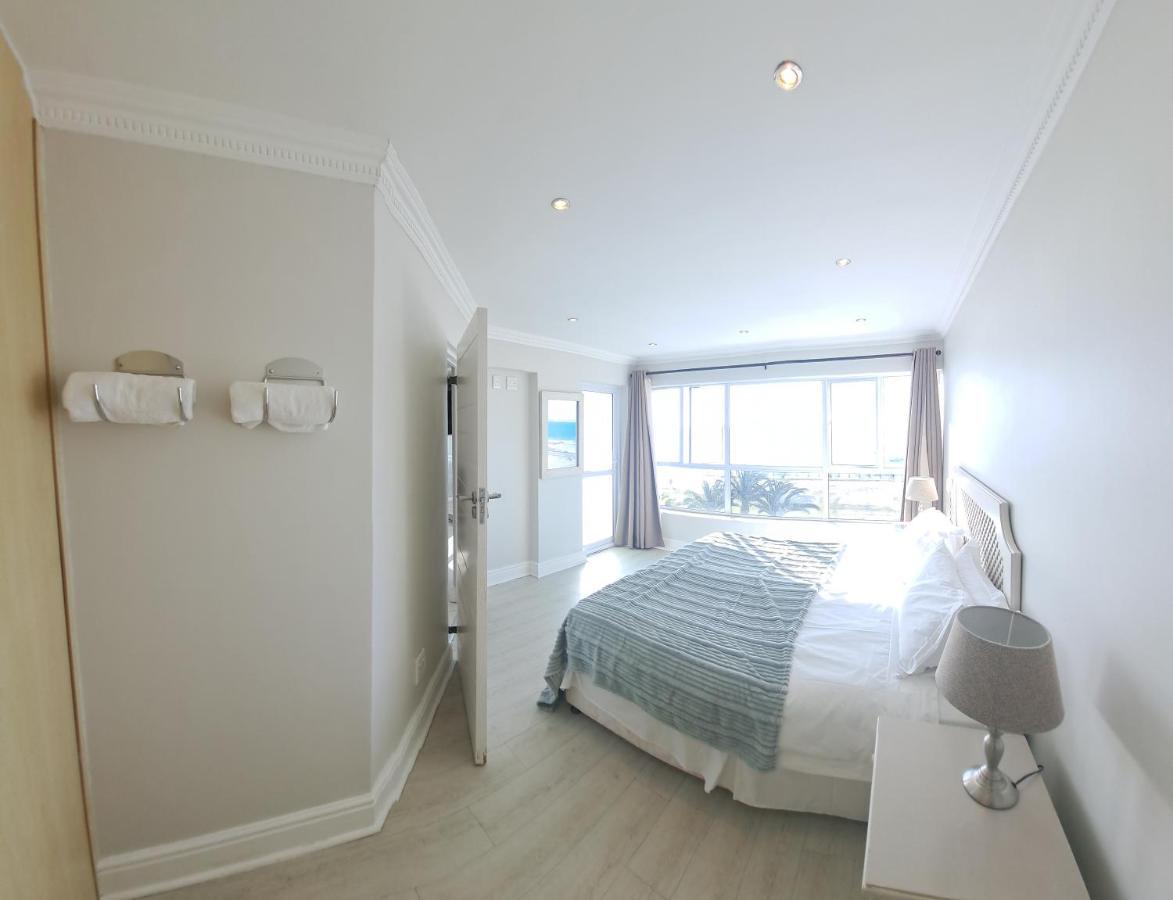 3 Bedroom Sea Facing Family Apartment Cape Town Moullie Point Exterior foto